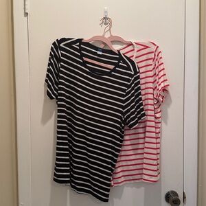 Old Navy Luxe Tee Bundle Women’s Large 2 Pack Striped Short Sleeve Rayon Tops